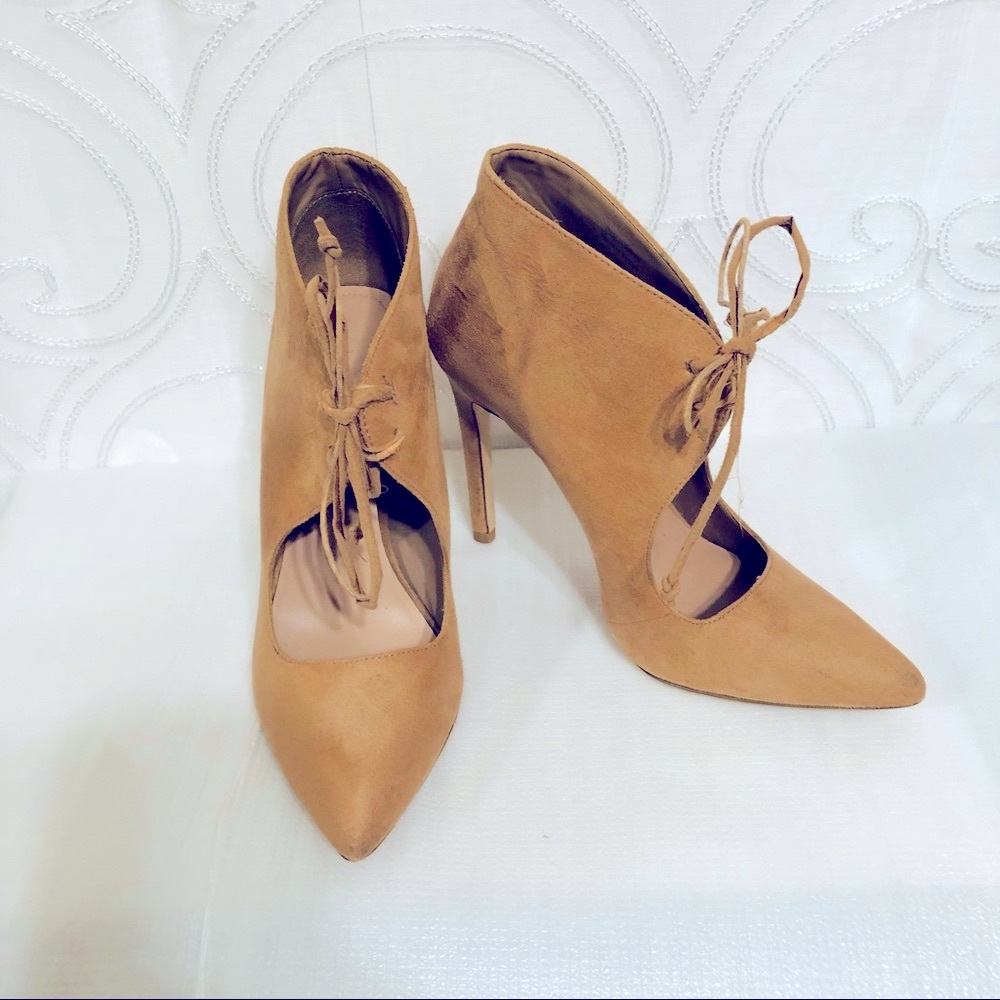 ALDO FAUX SUEDE POINTED LACE UP UNKLE BOOTIES